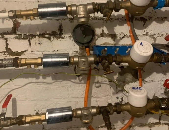 Installation professionnelle multi-lignes
